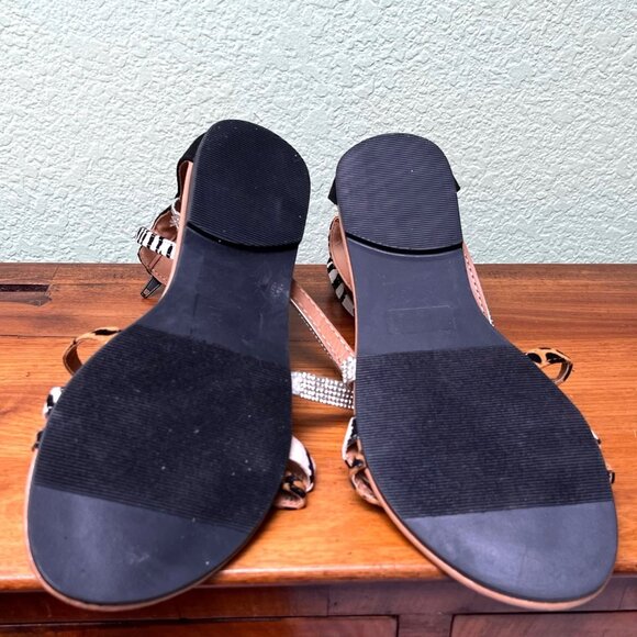 Qupid Gladiator Leopard and Rhinestone Sandals Size 8.5  NWOB - Picture 5 of 5